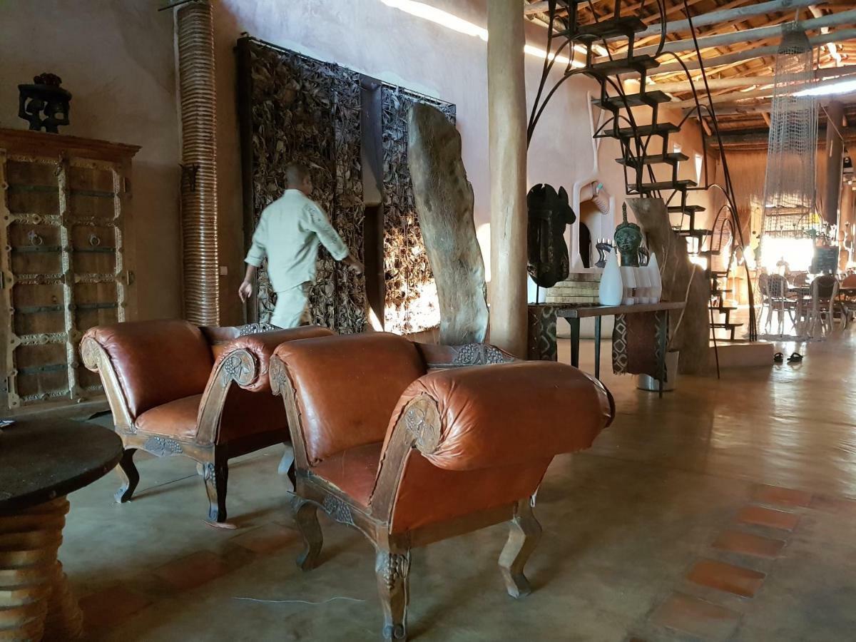 Bakuba Lodge - Le Petit Hotel Du Voyageur Ankilibe المظهر الخارجي الصورة