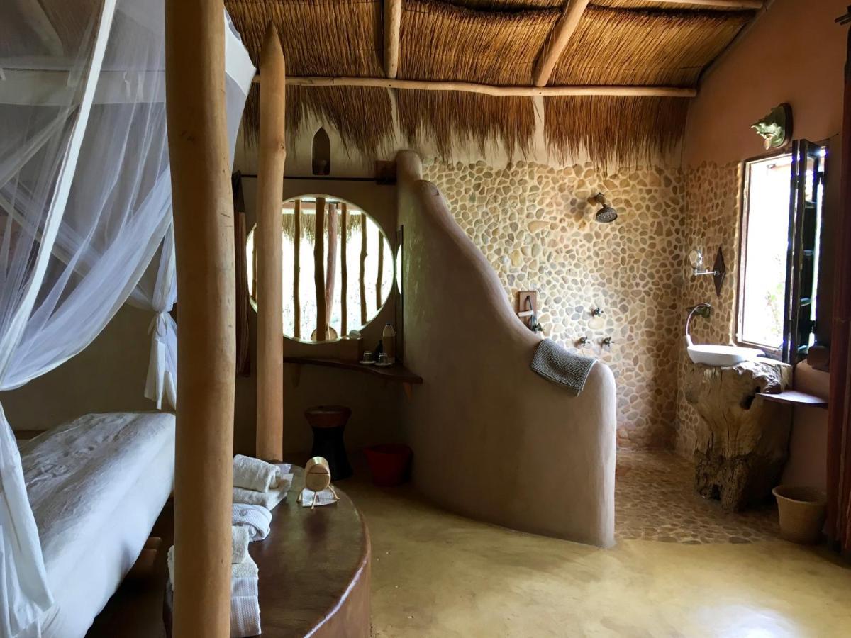 Bakuba Lodge - Le Petit Hotel Du Voyageur Ankilibe المظهر الخارجي الصورة